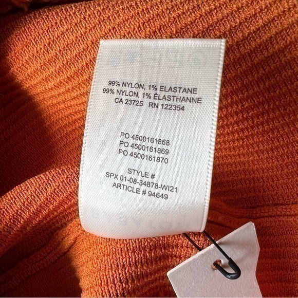 Aritzia Babaton Sculpt Knit Criss Cross Dress - Picture 9 of 11